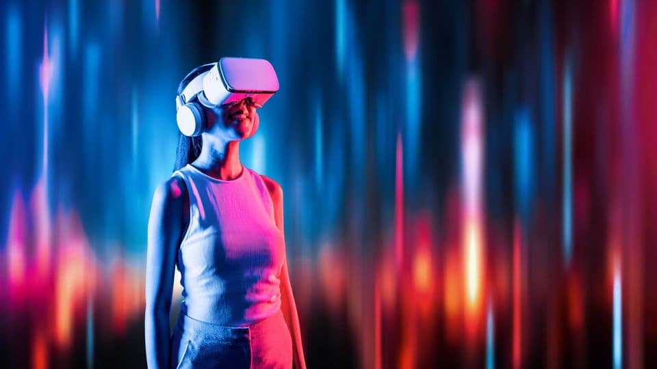 Vision of future hypnotherapy clinic featuring holographic displays, biometric monitoring, VR stations, and serene healing 